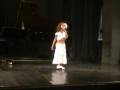 5 years old Gabriela sings PASADENA