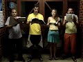 la bataille! 


4 componentes do coro em canto da ufcg, que formam o quarteto quadri fariam, cantando la guerre de clement janequin.

tenor - donately 
baixo - elvis
soprano - amanda
contratenor - mois�s 

---------

4 singers singing janequin's la guerre!

campina grande, para�ba, brasil, 23-04-2007