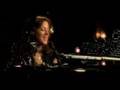 Voir le clip video de River - sarah-mclachlan