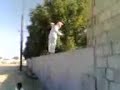 جمباز سعودي حده ضحك واهم شي تشوف ثاني واحد لووووول