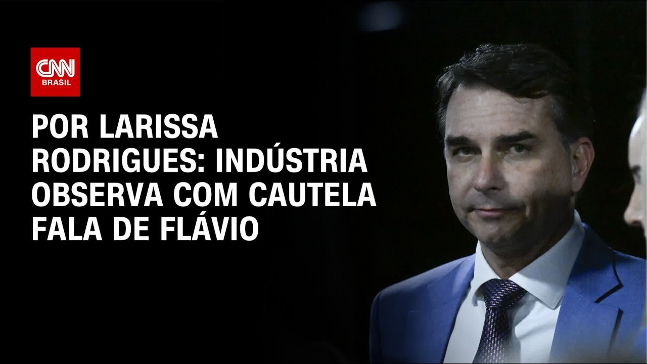 Tarifaço: indústria observa com cautela fala de Flávio Bolsonaro | Live CNN