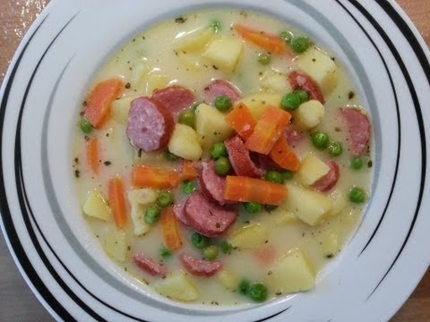 Thermifee - Köstlicher und schnell gemachter Eintopf mit knackigem Gemüse: http://www.rezeptwelt.de/rezepte/erbsen-m%C3%B6hren-eintopf/192638 Zutaten: 1 Zwiebel halbiert...