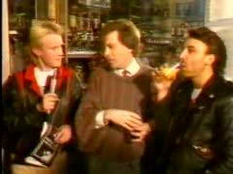 hacienda - Tony Wilson Int from The Tube 1984. Sums Tony up, one man talking sense in the great club and in a crap jumper!