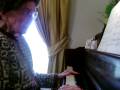 videos de Meme Playing the Piano