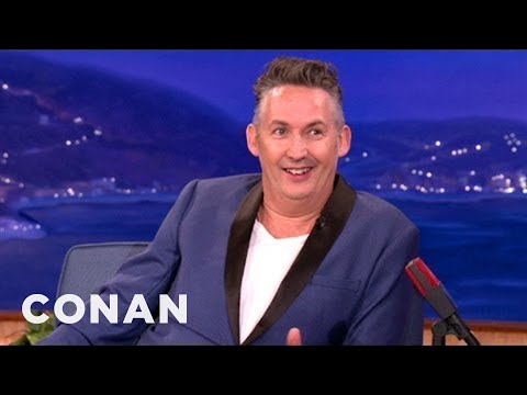 Harland - Harland Williams discovered the real reason for the Super Bowl blackout: Beyonce's inhumanly powerful thighs. More CONAN @ http://teamcoco.com/video.