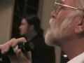 Ron Kovic sings for peace for Gold Star parents Ron Kovic sings for peace for Gold Star parents