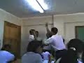 k pecozon le dieron al pobresito!!
