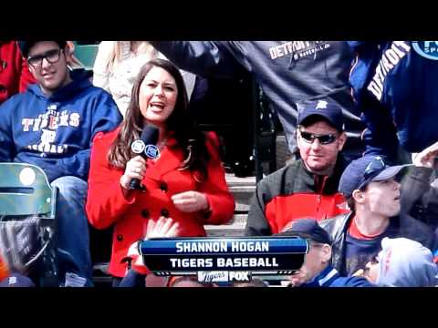 Hilarious drunk Rangers fan at a Tigers game