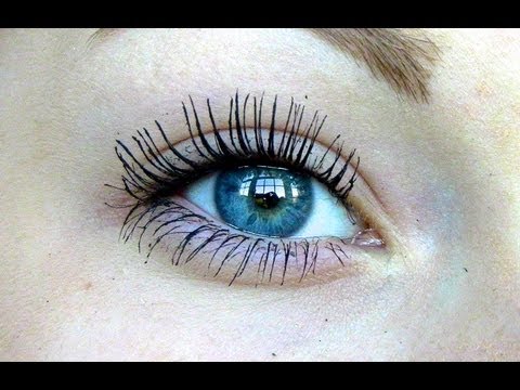 how to put mascara on properly