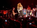 shakira-concert-paris-hips-dont-lie.html