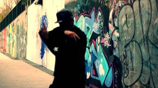 Hozin & Mr. Wiggles – mvls collab. 52blocks handstyle
