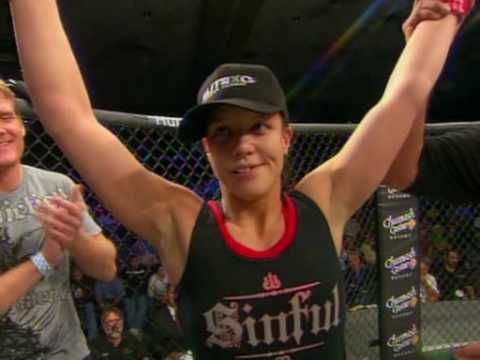 Shayna Baszler vs Jennifer Tate