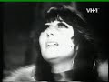 Cher-Ma piano(per non svegliarti)-cher sings an italian song