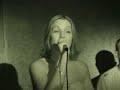 Melicious on decks, Devoe on sax, Miss Wendy on Mic Melicious on decks, Devoe on sax, Miss Wendy on Mic