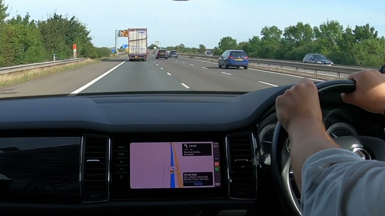 Covid Alert on Motorway VMS repeated via Eloy App and CarPlay