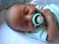 videos de Jorge Agustin ♥ con su chupete xD