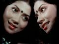 This song is a unique melody. b'coz it's bapu and ilayaraja combination. It's a cute romantic song from the movie 'Mantrigari Vinyankudu'. I don't know why this song is not coming in the search results now-a-days. Two users uploaded this video, but since it's not there anymore, i am uploading this once again coz it's a beautiful song that cannot be missed.