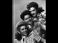 The Andrews Sisters - Feudin\ The Andrews Sisters - Feudin\