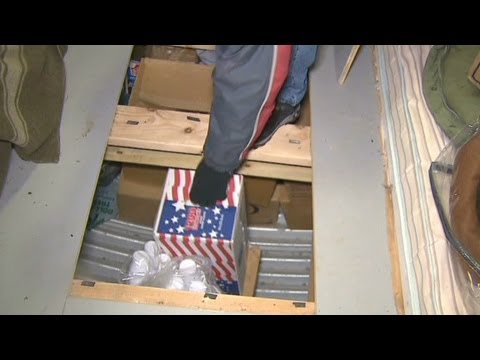 bunker - CNN's Gary Tuchman takes a tour of a remote bunker a Utah man has prepared for the end of the world.