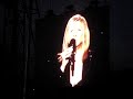 babs sings 