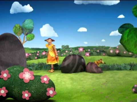 Clarilú: - En este jardín mágico vive alguien muy especial. Tiene un montón de amigos y el pasatiempo más divertido: resolver misterios. ¿Querés acompañarla? ¡Es Claril...