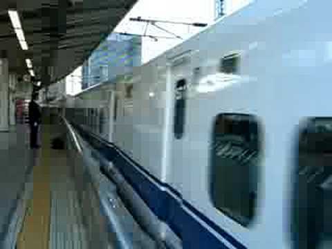 東海道新幹線300系　東京駅発車