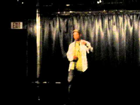 Comedian Jay Phillips clownin to a SOL STARZ beat!!