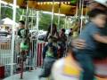 videos de Joann y Tommy en los caballitos