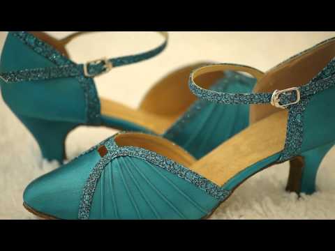 closed-toe shoes