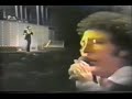 Tom Jones sings You light up my life - Live 1978