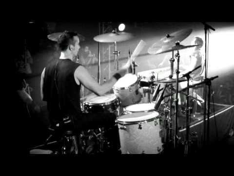 Dolio - Lo que mas dolio. Video en Vivo sustraido del DVD Gandhi en la Antigua Aduana: Arigato Live! . San José Costa Rica. Dirigido por Massimo Hernandez. Mezcla de...