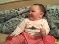 CLARA RINDO COM A V�