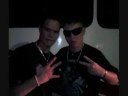 black bombay un grupo de rap hip hop nato,  que tubo que grabar reggaeton,
para poder darce a conoser pero su propio estilo es el hip hop rap