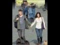 off-cam romance?!!!