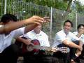 videos de Hit me baby one more time (Back of the canteen session 2)
