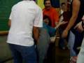 Professora de Física amarrada