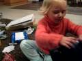 videos de Ella opens a present from the Birge-Libermans