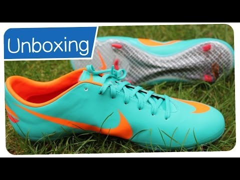Nike_Mercurial_Video - Facebook : http://www.facebook.com/pages/Germankickerz/257054884350362 Twitter : https://twitter.com/#!/germankickerz Schuhe gesponsert von : http://www.11te...