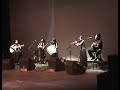 kuyayky performs the song : 