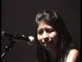kuyayky performs the song : 