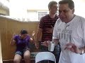 Molhando a Lisa, Fred e Tio Claudinho