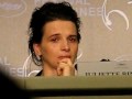 Juliette Binoche in tears over Iranian filmmaker Jafar Panahi - 18 May 2010
