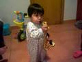 jordy tocando saxofon