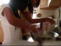 videos de how to make fried oreos.