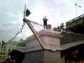 Man on Trafalgar square 'Fourth plinth' gets trafalger square to Boo BNP!