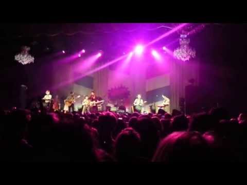 Fillmore - After wrapping up their set, Darren and the band walk off only to return for an encore performance. The very beginning/intro is here: http://www.youtube.com/...