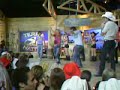 A dupla sertaneja Ituana Kelton e Kelvin cantam no programa Guilherme e Santiago na Rede Bandeirantes Terra Nativa, Caravana do Zeca Modena.