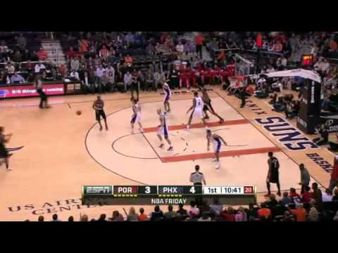 Camby to Aldridge Alley-Oop Dunk against Suns