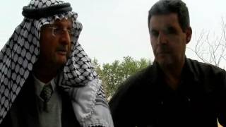 الشاعر والفنان الفلسطيني أبو عرب يعود الى قريته المهجرة الشجرة قبل وفاته