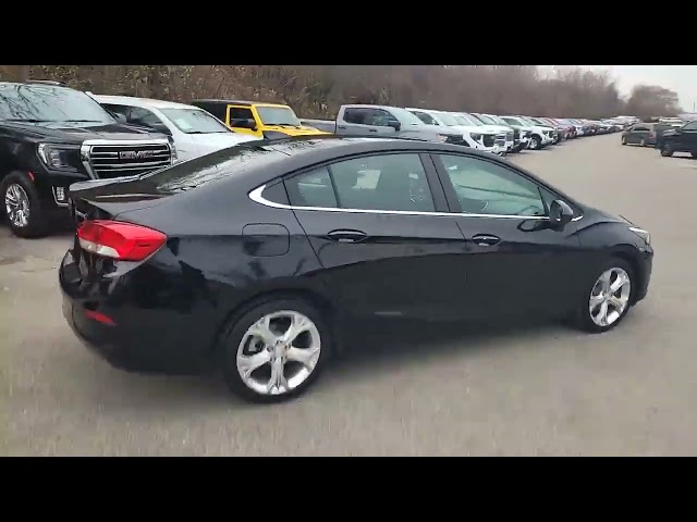 2019 Chevrolet Cruze Premier One Owner | Leather | Heated Sea... in Cars & Trucks in London